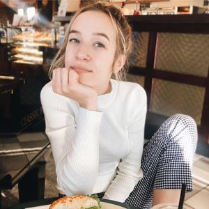 Meet your Posher, Sara